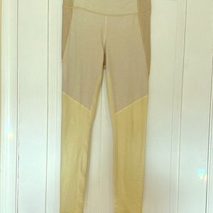 Outdoor Voices Two-Toned 7/8 leggings